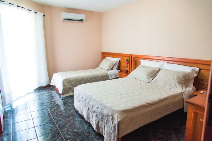 Imagen de la habitación del Hotel Canzi Cataratas. Foto 9