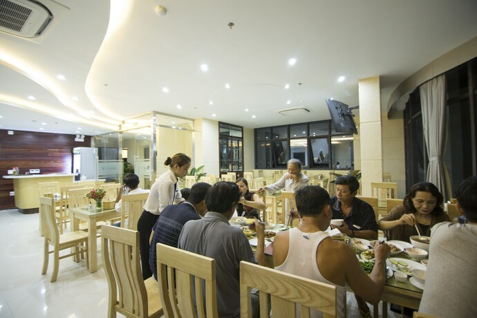 Imagen del bar/restaurante del Hotel Cao Minh. Foto 3