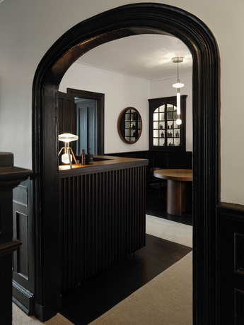 Imagen de los interiores del Hotel Cap Diamant. Foto 11