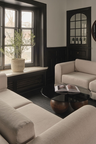 Imagen de los interiores del Hotel Cap Diamant. Foto 14