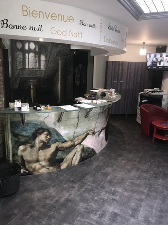 Imagen de los interiores del Hotel Cap. Foto 16