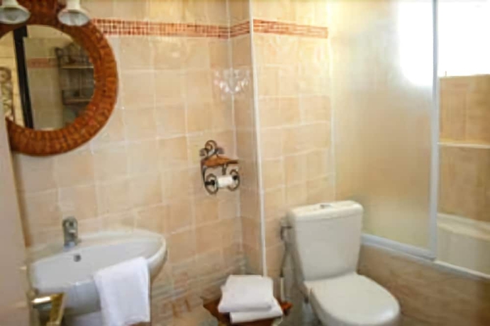 Imagen de la habitación del Hotel Cap N&egrave;gre. Foto 10