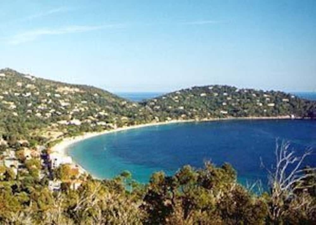 Imagen de los exteriores del Hotel Cap N&egrave;gre. Foto 11