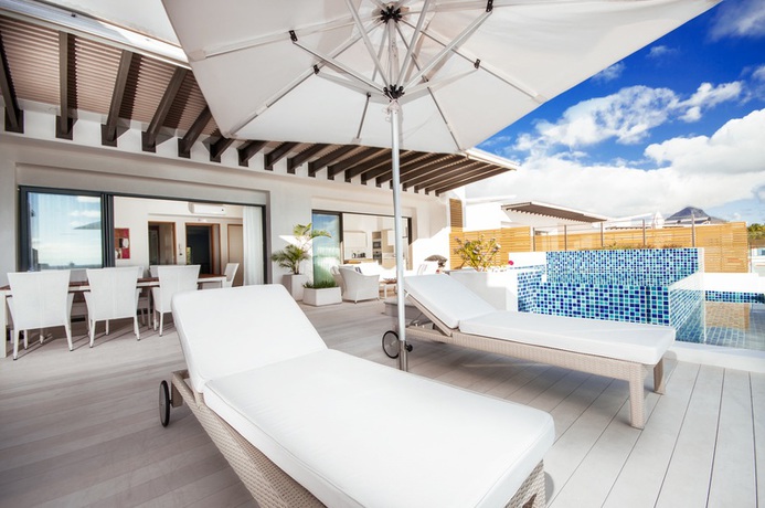 Imagen de la piscina del Hotel Cap Ouest by Dream Escapes. Foto 17
