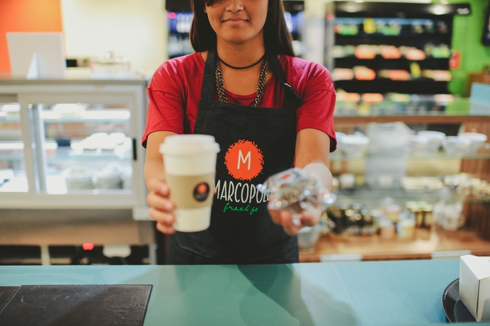 Imagen del bar/restaurante del Hotel Cap Polonio. Foto 10