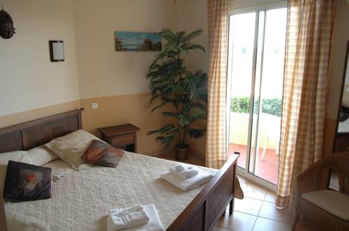 Imagen de la habitación del Hotel Cap Riviera. Foto 16