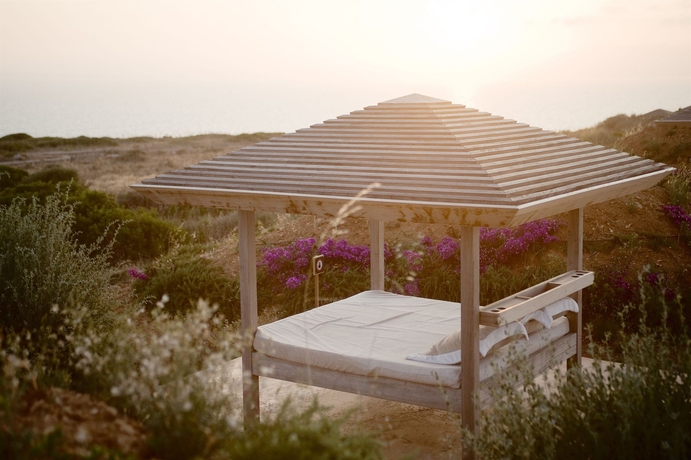 Imagen de los exteriores del Hotel Cap Rocat. Foto 14