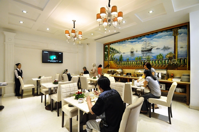 Imagen del bar/restaurante del Hotel Cap Town. Foto 4