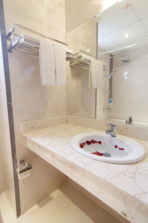 Imagen de la habitación del Hotel Cap Town. Foto 13