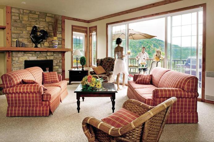 Imagen de la habitación del Hotel Cap Tremblant. Foto 13