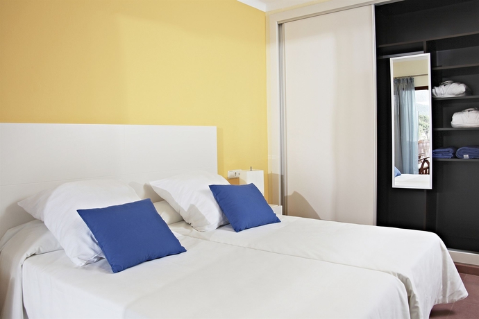 Imagen de la habitación del Hotel Cap Vermell Beach Hotel. Foto 6