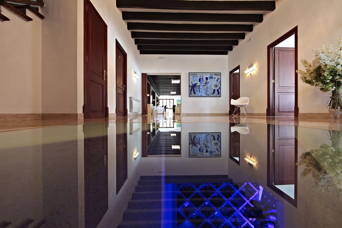 Imagen de los interiores del Hotel Cap Vermell Beach Hotel. Foto 16