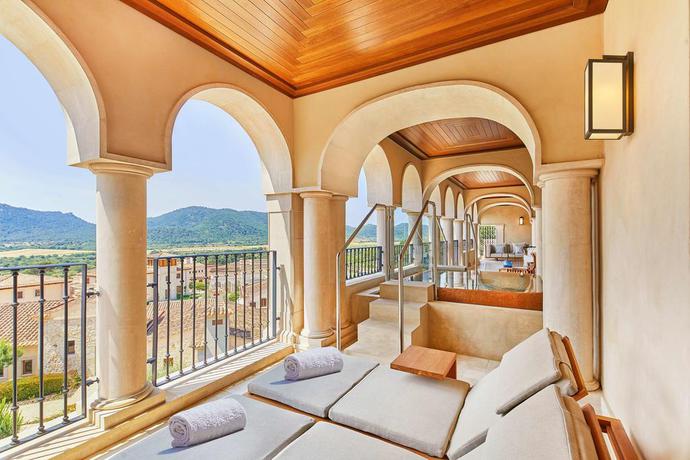 Imagen general del Hotel Cap Vermell Grand. Foto 4