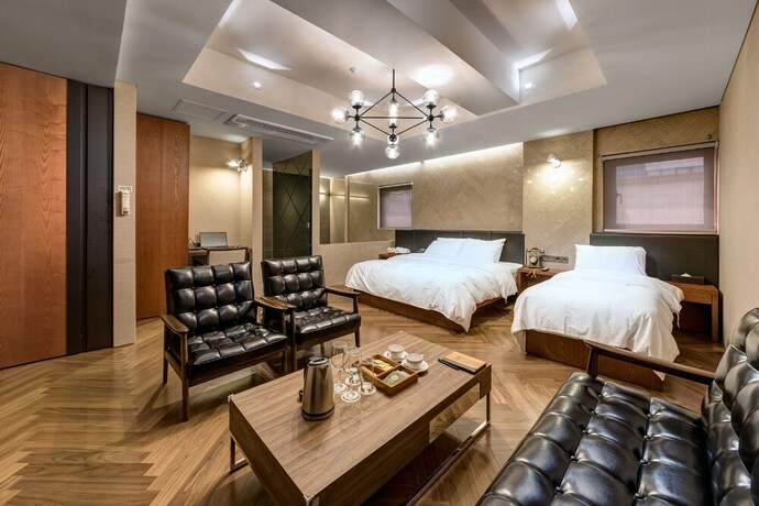 Imagen de la habitación del Hotel Capace. Foto 16