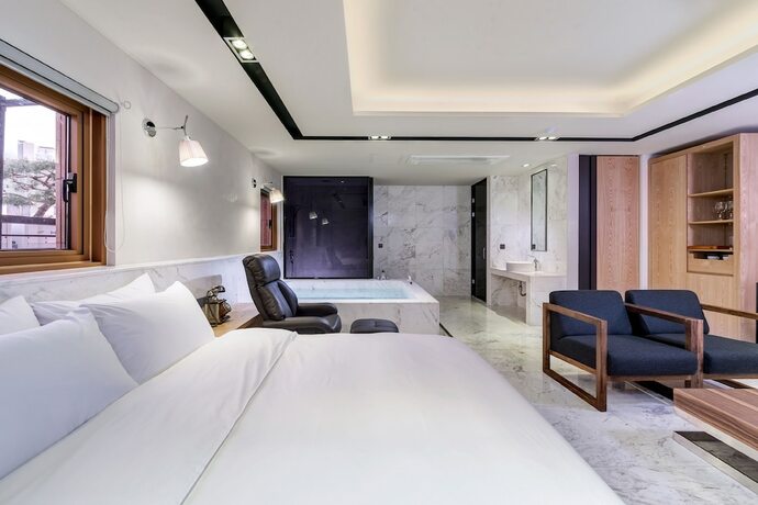 Imagen de la habitación del Hotel Capace. Foto 20