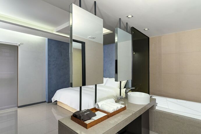 Imagen de la habitación del Hotel Capace. Foto 23