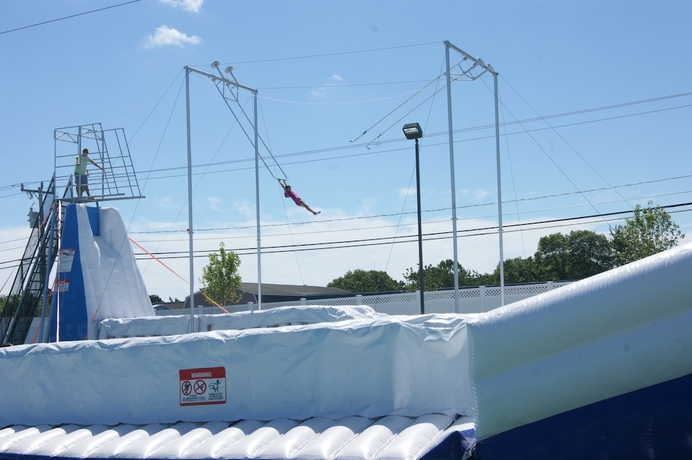 Imagen de los exteriores del Hotel Cape Cod Family Resort and Inflatable Park. Foto 12