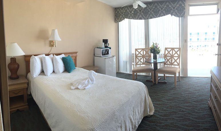 Imagen de la habitación del Hotel Cape Cod Inn Motel. Foto 2