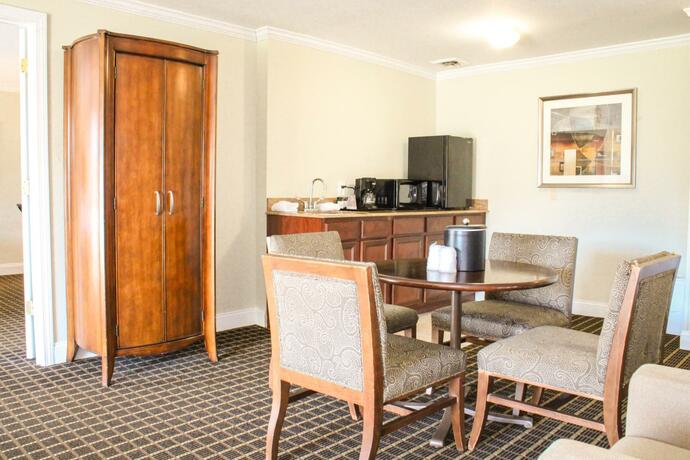 Imagen general del Hotel Cape Cod Irish Village - The Emerald Resort. Foto 17