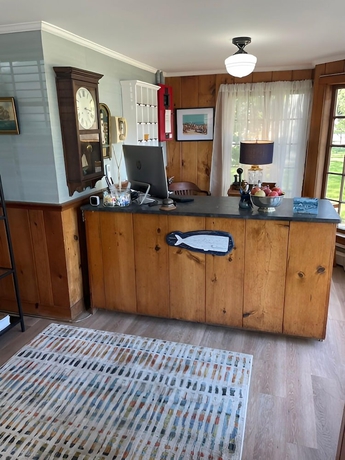 Imagen de los interiores del Hotel Cape Cod Motor Inn. Foto 16