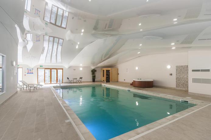 Imagen de la piscina del Hotel Cape Cornwall Golf and Leisure. Foto 22