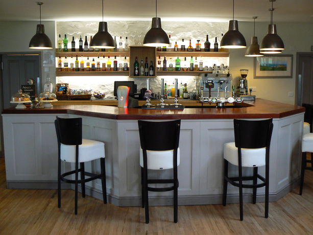 Imagen del bar/restaurante del Hotel Cape Cornwall Golf and Leisure. Foto 3