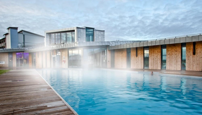 Imagen de la piscina del Hotel Cape East. Foto 18