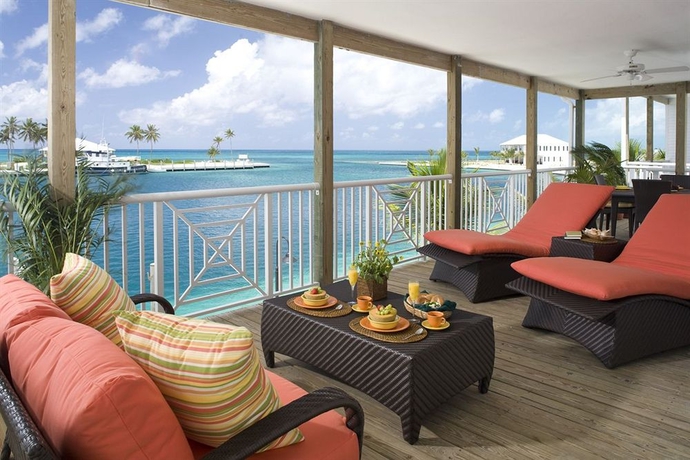Imagen de los interiores del Hotel Cape Eleuthera Resort and Marina. Foto 10