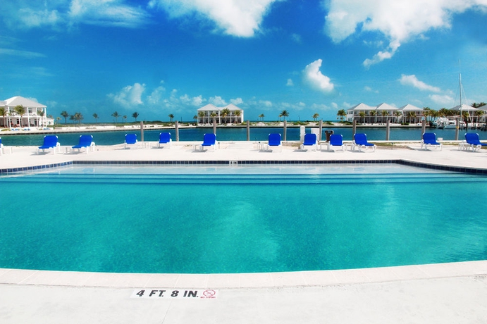 Imagen de la piscina del Hotel Cape Eleuthera Resort and Marina. Foto 12