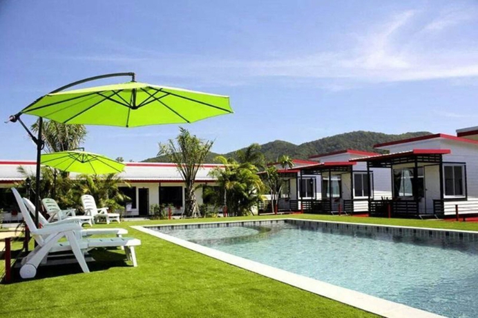 Imagen de la piscina del Hotel Cape Go Resort. Foto 10