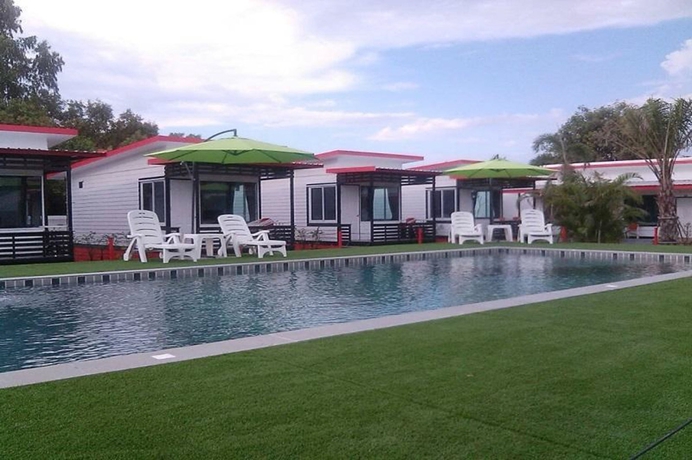 Imagen de la piscina del Hotel Cape Go Resort. Foto 13