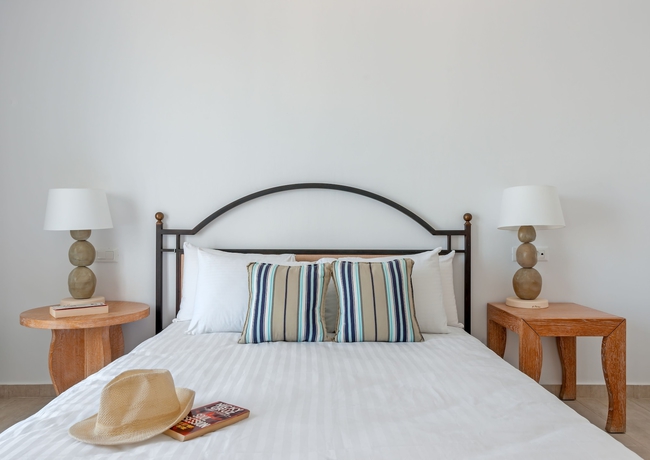 Imagen de la habitación del Hotel Cape Mykonos. Foto 17