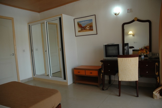 Imagen de la habitación del Hotel Cape Point. Foto 3