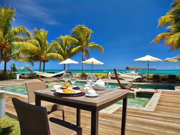 Imagen de la piscina del Hotel Cape Point Seafront Suites and Penthouse By Lov. Foto 19