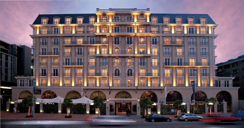 Imagen general del Hotel Cape Royale Luxury. Foto 3