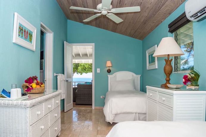 Imagen de la habitación del Hotel Cape Santa Maria Beach Resort. Foto 4