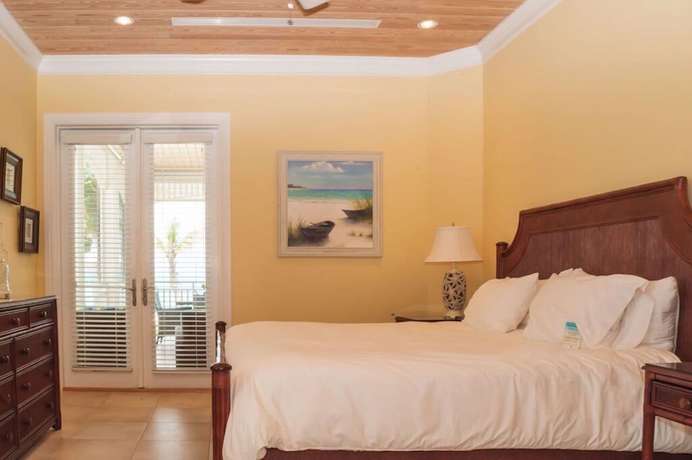 Imagen de la habitación del Hotel Cape Santa Maria Beach Resort. Foto 5