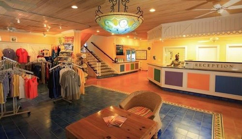 Imagen de los interiores del Hotel Cape Santa Maria Beach Resort. Foto 19