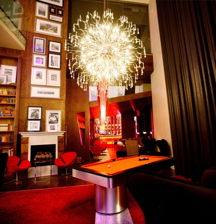 Imagen del bar/restaurante del Hotel Cape Town Marriott Hotel Crystal Towers. Foto 2