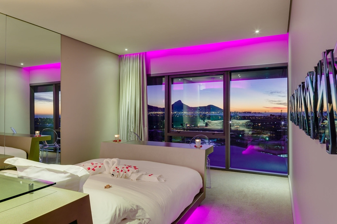 Imagen de la habitación del Hotel Cape Town Marriott Hotel Crystal Towers. Foto 6