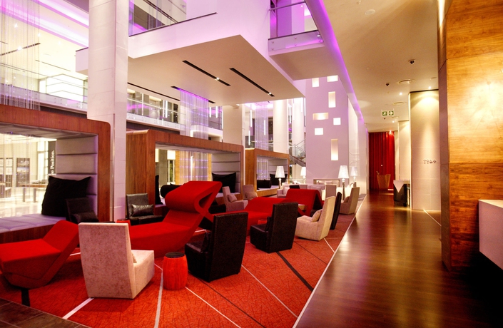 Imagen de los interiores del Hotel Cape Town Marriott Hotel Crystal Towers. Foto 11