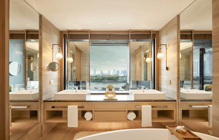Imagen de la habitación del Hotel Capella Bangkok. Foto 8