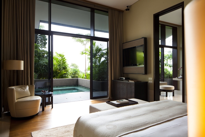 Imagen de la habitación del Hotel Capella Singapore. Foto 13