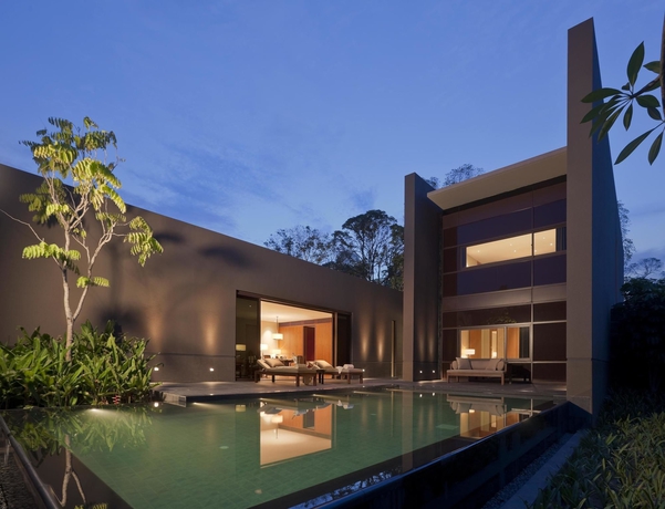 Imagen de los exteriores del Hotel Capella Singapore. Foto 14