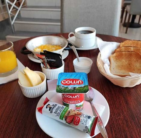 Imagen del bar/restaurante del Hotel Capelli Express. Foto 3