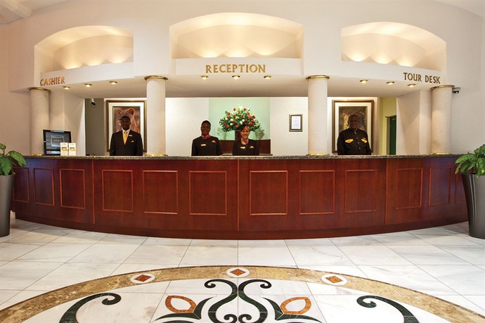 Imagen de los interiores del Hotel Capetonian. Foto 10