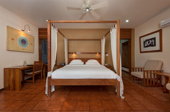 Imagen de la habitación del Hotel Capitán Suizo Beachfront Boutique. Foto 2