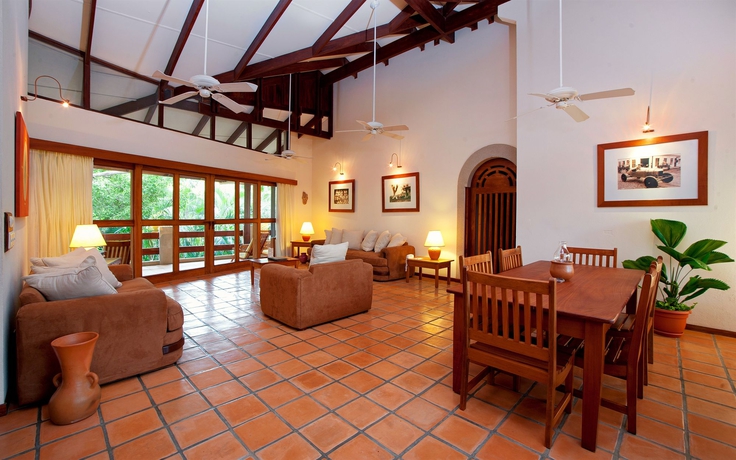 Imagen de los interiores del Hotel Capitán Suizo Beachfront Boutique. Foto 14