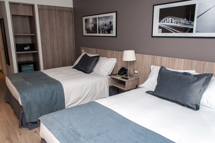 Imagen de la habitación del Hotel Capital Bellet. Foto 7