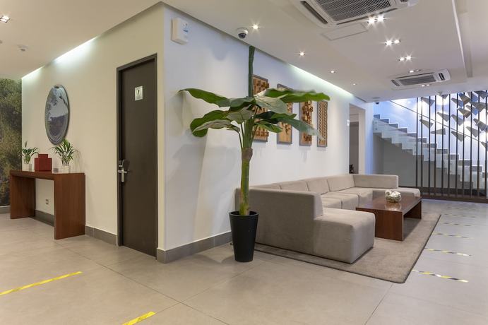 Imagen de los interiores del Hotel Capital Bellet. Foto 16